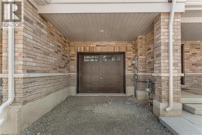 Building Photo - 17 St Lawrence Rd