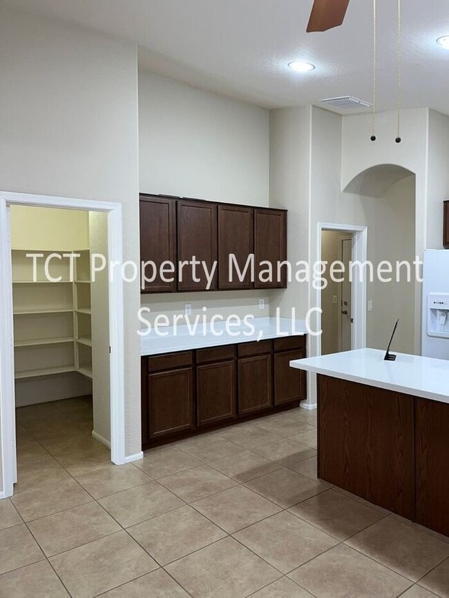 Building Photo - Beautiful 4 bedroom home in Casa Grande!