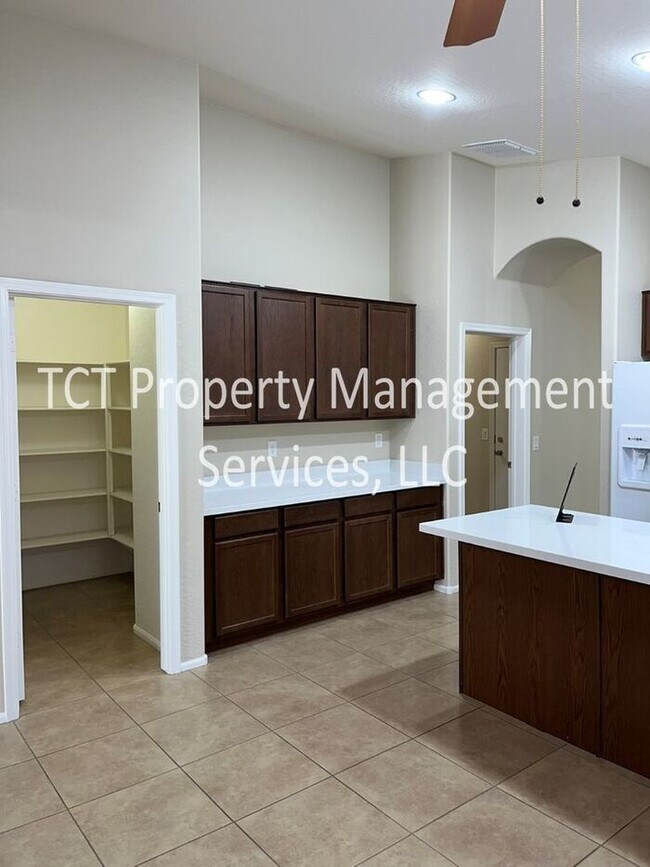 Foto del edificio - Beautiful 4 bedroom home in Casa Grande!