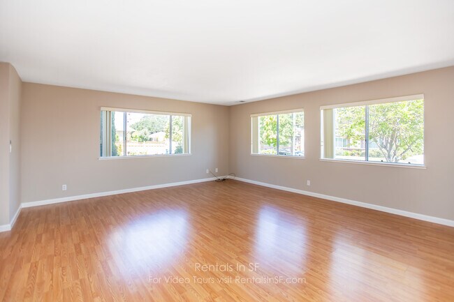 Building Photo - 1222 Maple St