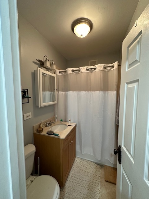 Bathroom - 1157 W Grace St