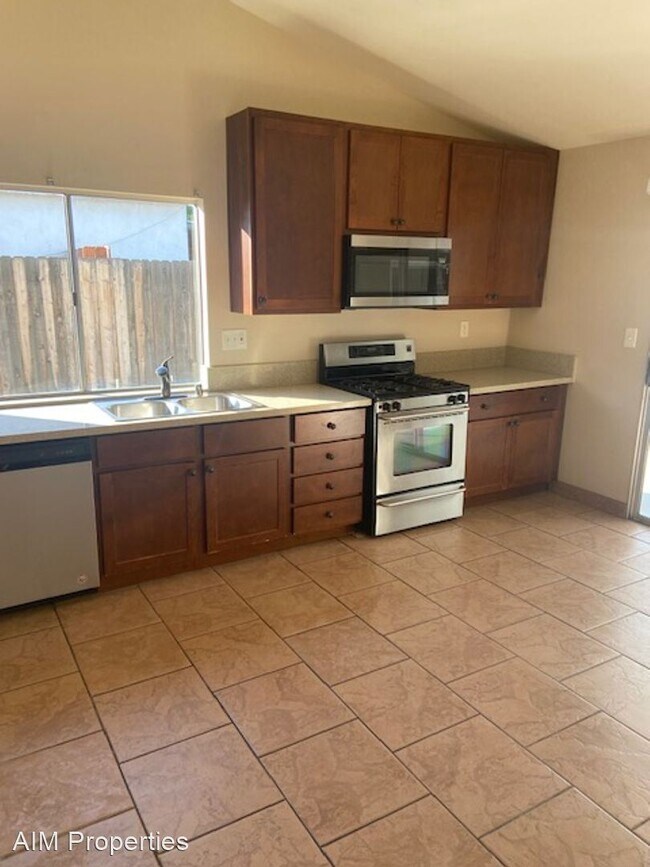 Foto del edificio - 3 br, 2 bath House - 3330 Baffin Drive