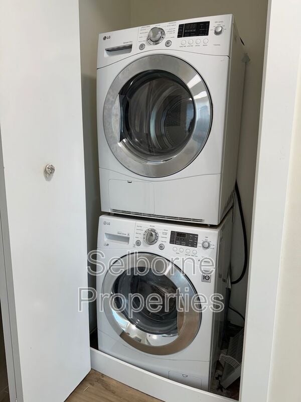 Photo - 1401 Jackson St House