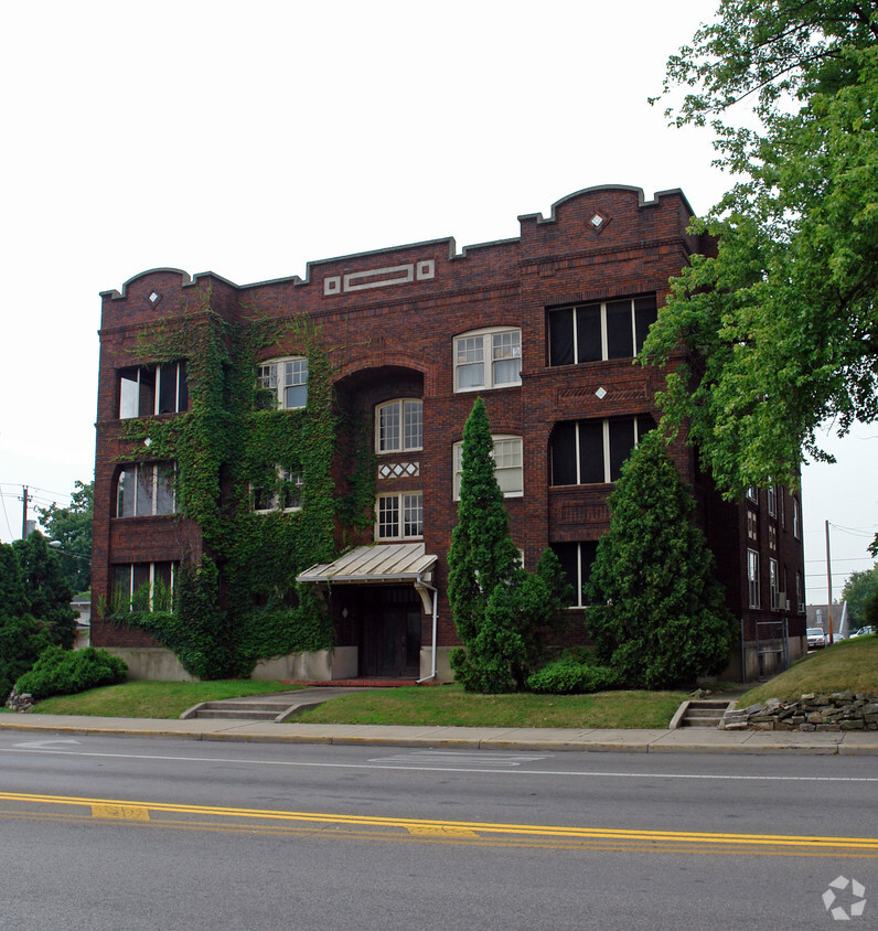 Building Photo - 217 East St