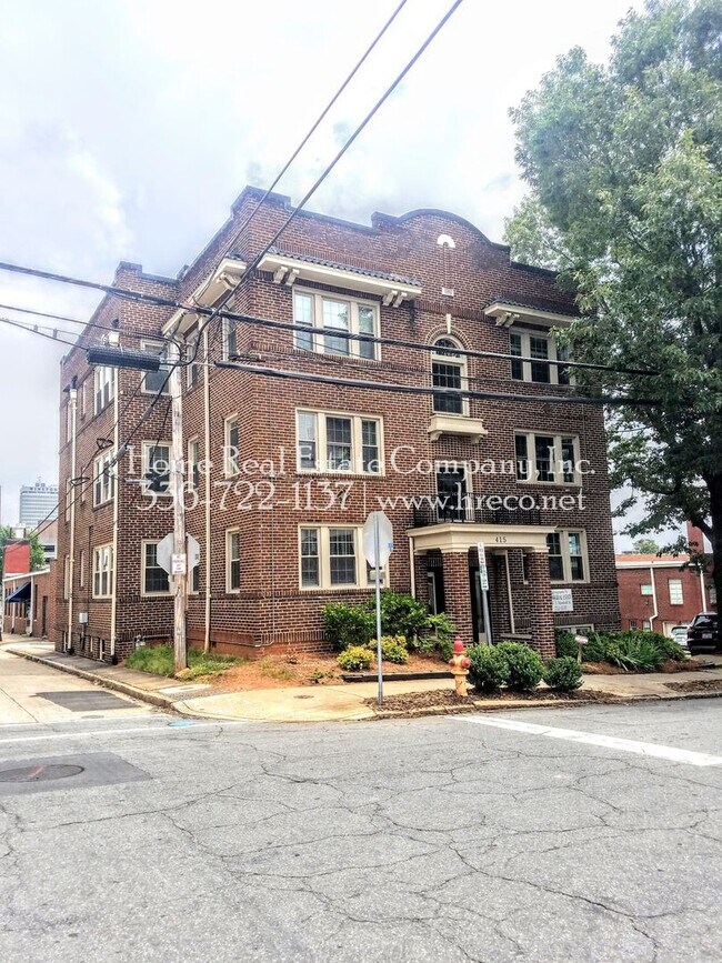 Foto del edificio - 415 N Spring St