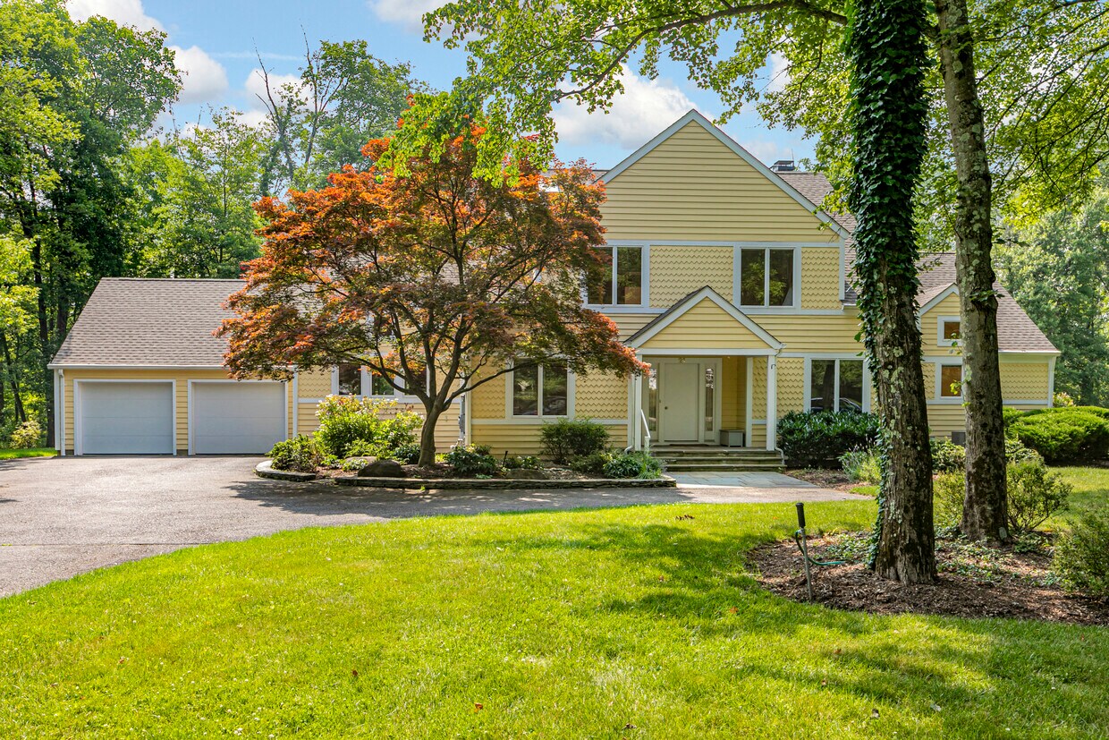 Foto principal - 21 Andrews Ln