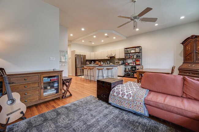 Foto del edificio - 202 Garden St