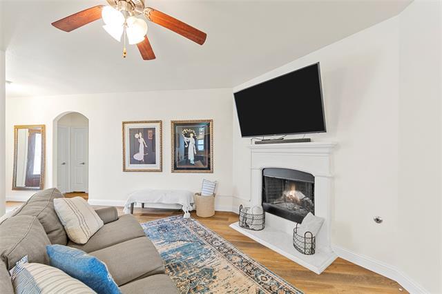 Foto del edificio - 1514 Greenbrier Dr