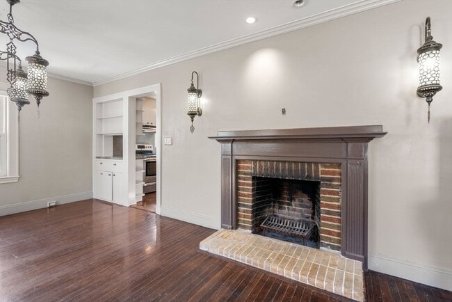 Building Photo - 194 Palfrey St