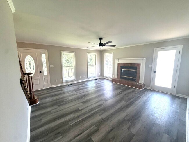 Foto del edificio - 3603 Ryans Bluff Dr