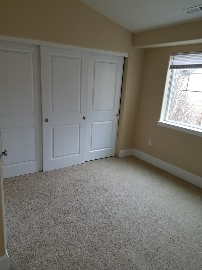 Foto del edificio - 18465 SW Stepping Stone Dr