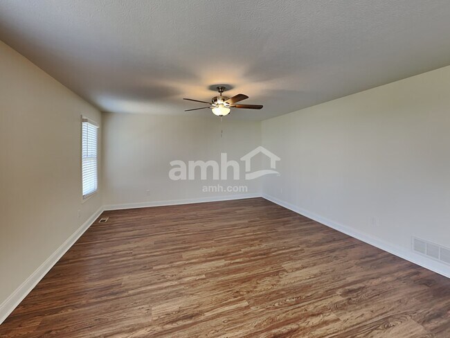 Foto del edificio - 836 Orwell St