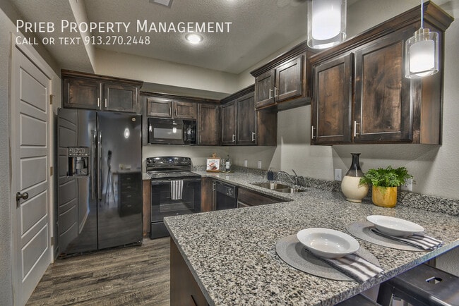 Foto del edificio - 22091 W 123rd Ln