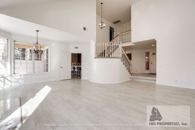 Building Photo - Sea Cliff on the Greens Gated Community Home!