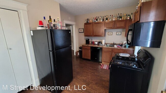Building Photo - 4 br, 1 bath House - 2802 S. 3rd St