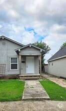 Building Photo - 1314 NW 12th St