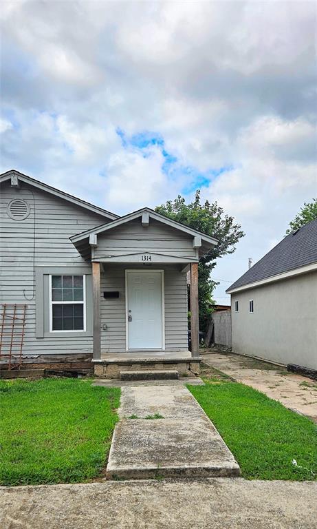 Primary Photo - 1314 NW 12th St
