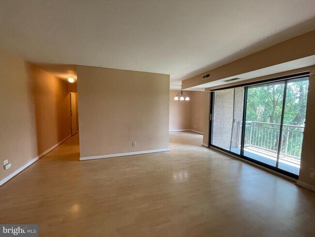Building Photo - 6089 Majors Ln