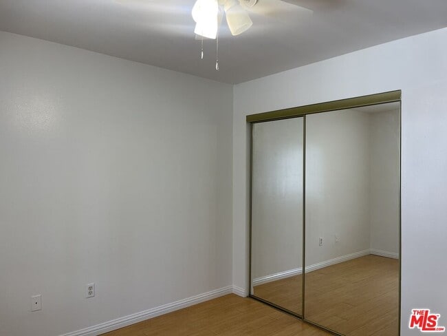 Building Photo - 954 Fedora St