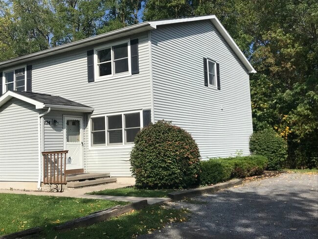 Building Photo - 174 Ontario St