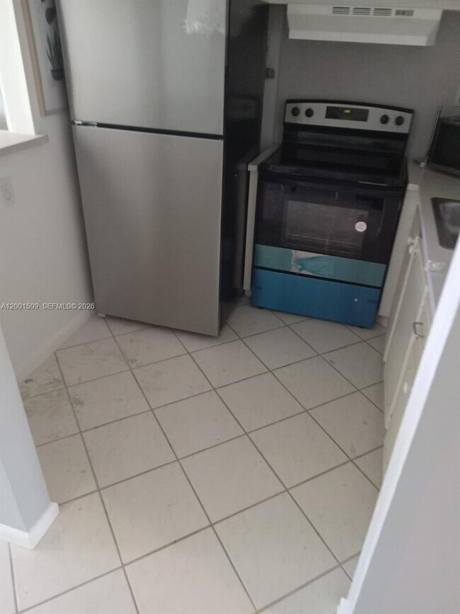 Foto del edificio - 71 Waltham C