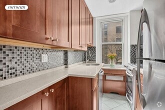 Building Photo - 250 Cabrini Blvd