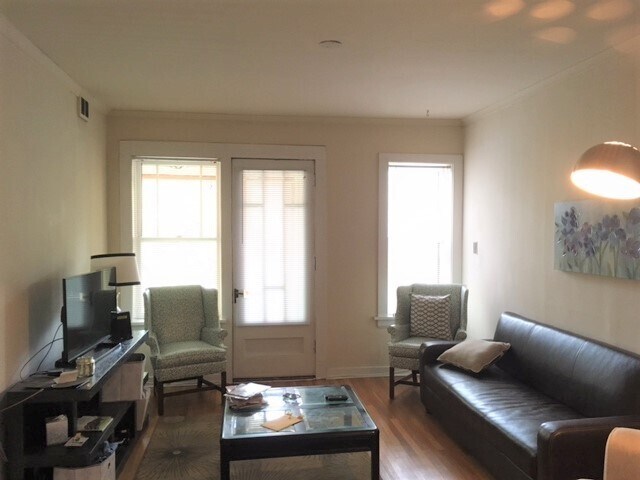 Foto del edificio - 3743 N Janssen Ave