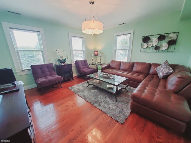 Foto del edificio - 3 br, 2 bath Condo - 11 Summitt Ave Apt 2