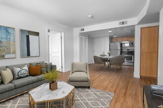 Building Photo - 13429 Vanowen St