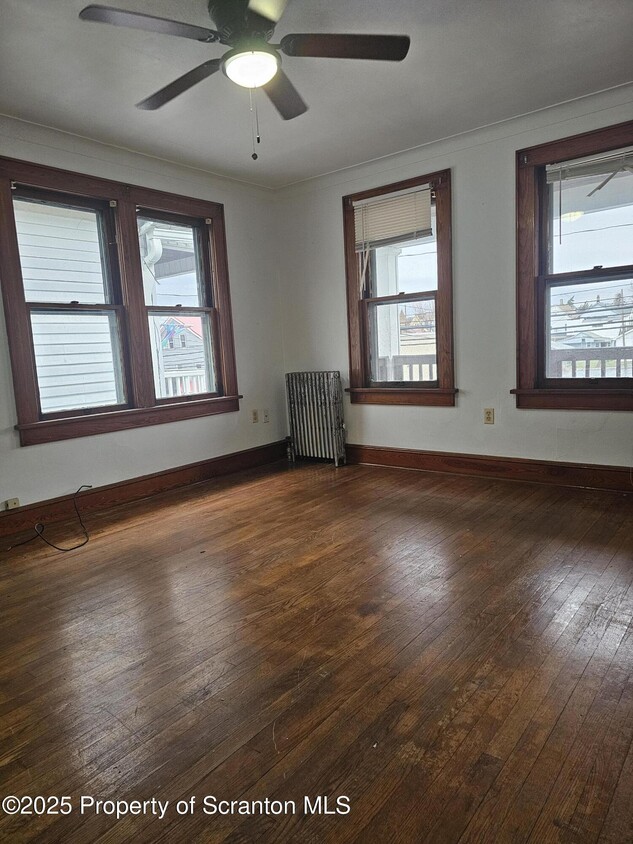 Foto principal - 532 Alder St