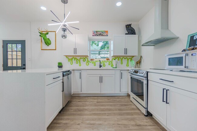 Foto del edificio - 850 Roland St