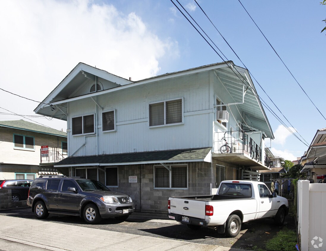 Building Photo - 735 Alder St