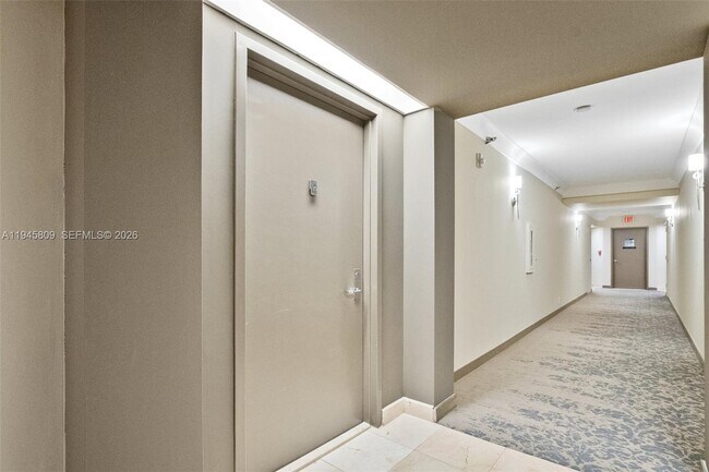 Foto del edificio - 3400 NE 192 St