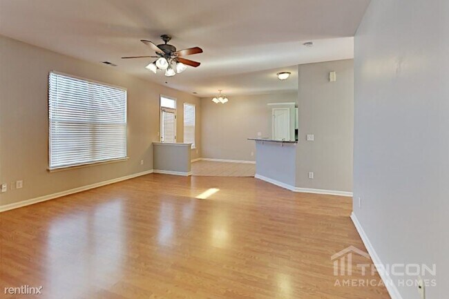 Building Photo - 12947 Deaton Hill Dr