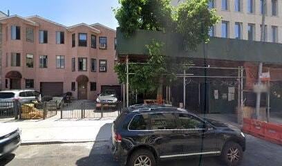 Building Photo - 354 Butler St