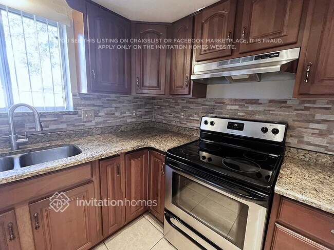 Building Photo - 3925 Whittington Dr
