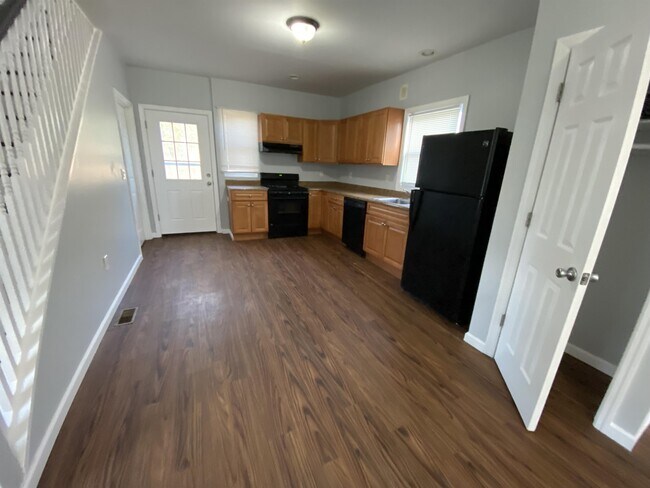 Foto del edificio - 112 Laurel St