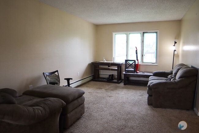 Building Photo - 1762 Cottonwood St