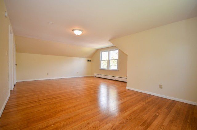 Foto del edificio - 1S481 Wainwright Rd