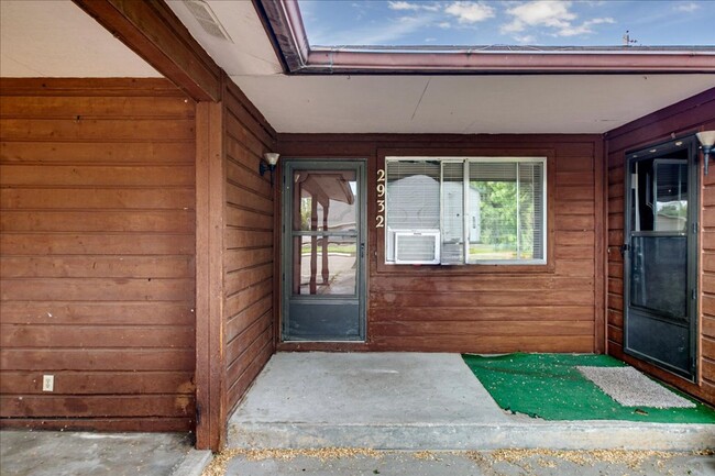 Building Photo - Cute Boise Bench Duplex!