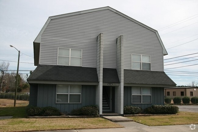 Building Photo - Hampton Place Apartments