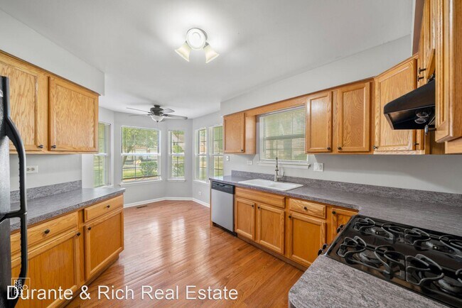 Foto del edificio - 2 br, 2 bath House - 2146 Camden Ln