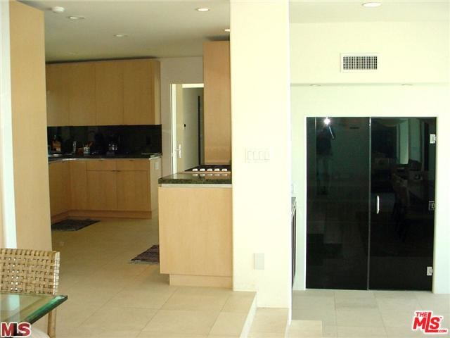 Building Photo - 27124 Malibu Cove Colony Dr