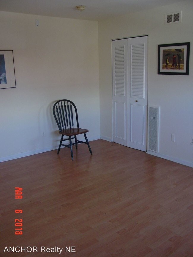Building Photo - 1724 Loney St