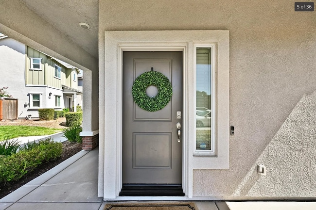 Building Photo - 5048 Cumberland Dr