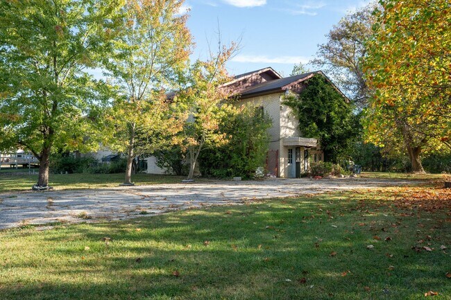 Foto del edificio - Spacious country flat
