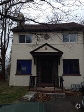 Building Photo - 1742 Easton Rd