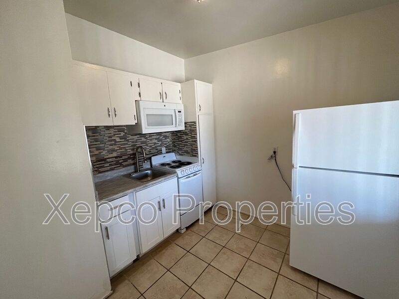 Primary Photo - 13336 Ave Hermosa