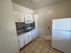 Building Photo - 13336 Ave Hermosa