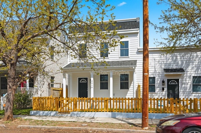 Photo - 3016 Parkwood Ave Townhome